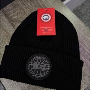 Canada Goose Black Beanie